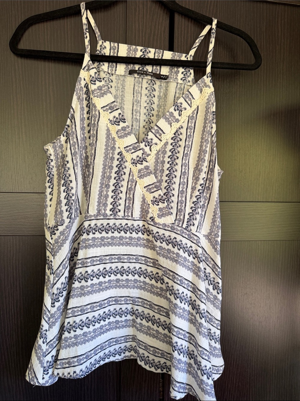 Doe & Rae White and Navy Printed Strappy V-Neck Tank